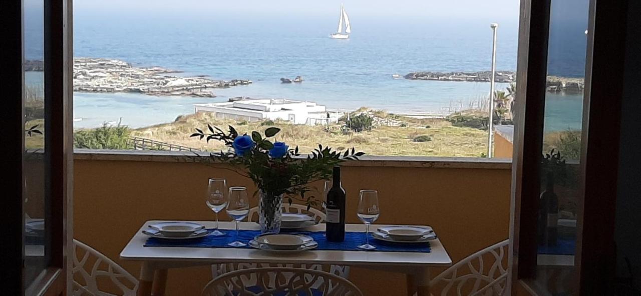 Bilocale Punta Rosa - Fronte Spiaggia Отранто Екстериор снимка