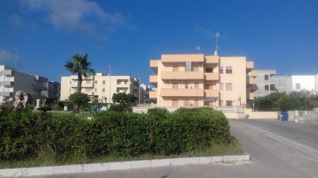 Bilocale Punta Rosa - Fronte Spiaggia Отранто Екстериор снимка