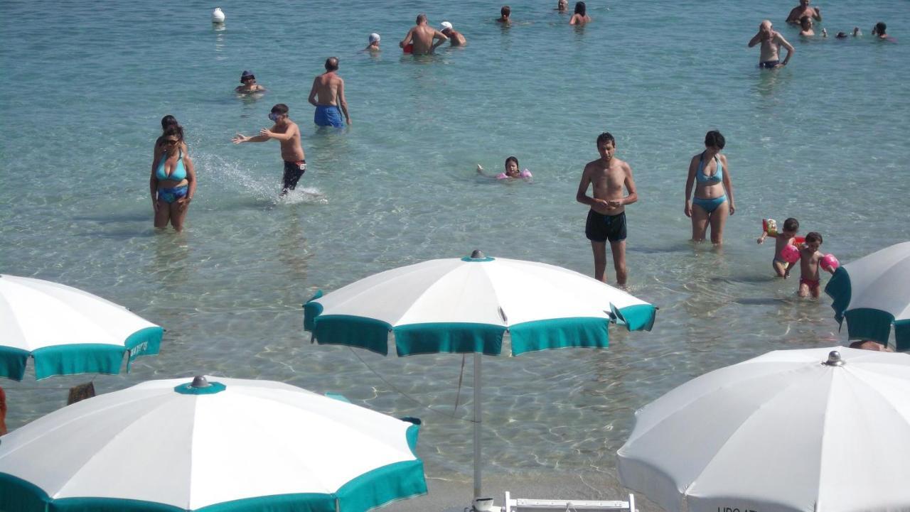 Bilocale Punta Rosa - Fronte Spiaggia Отранто Екстериор снимка